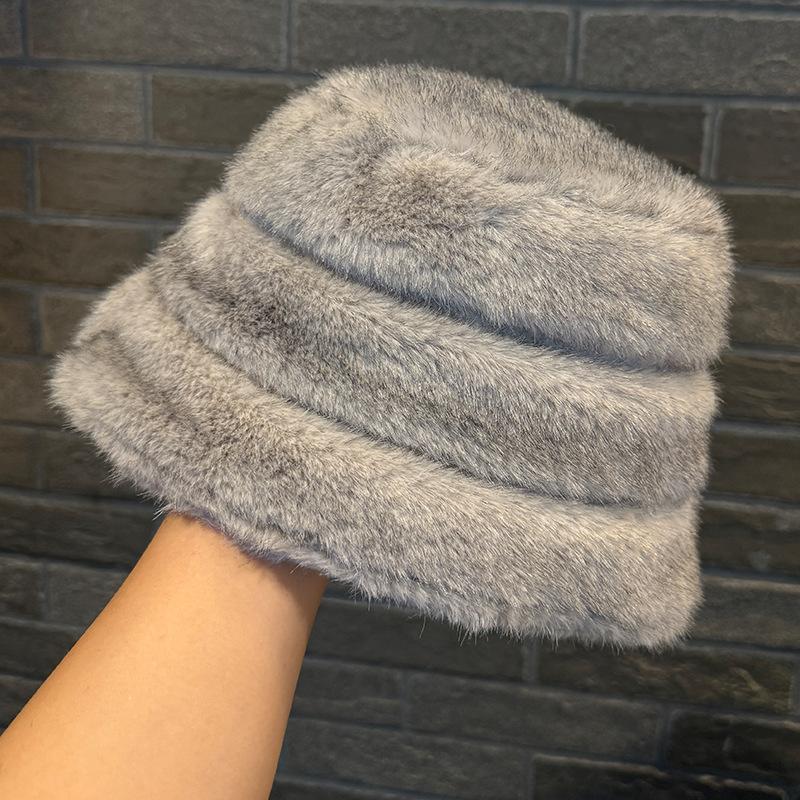 Winter Bucket Hat Fluffy Faux Fur Fisherman Cap, Breathable & Comfortable Thicken Winter Hats, Warm Lightweight Fleece Fisherman Cap for Women Men
