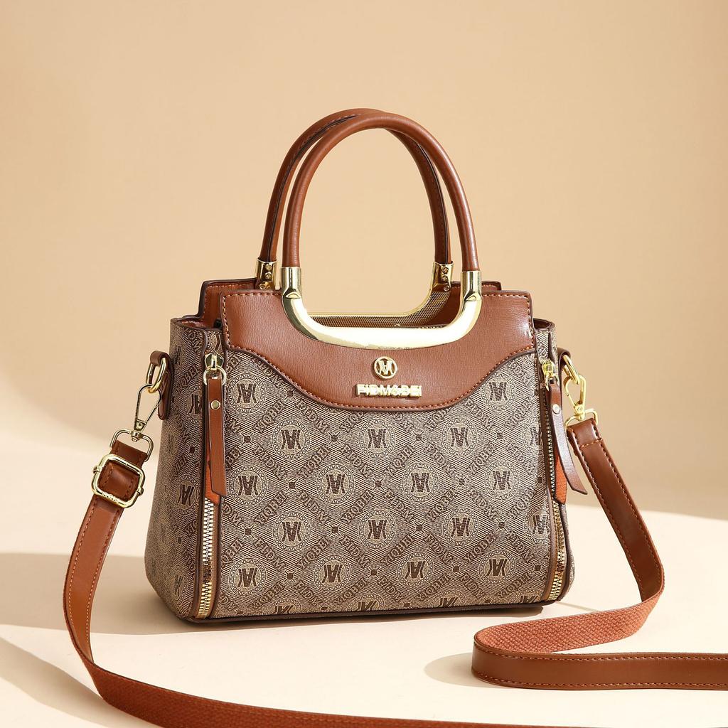 Bag Women's 2025 New Autumn and Winter Fashion Versatile Women's Portable High-end Shoulder Messenger Bag Women's Bag