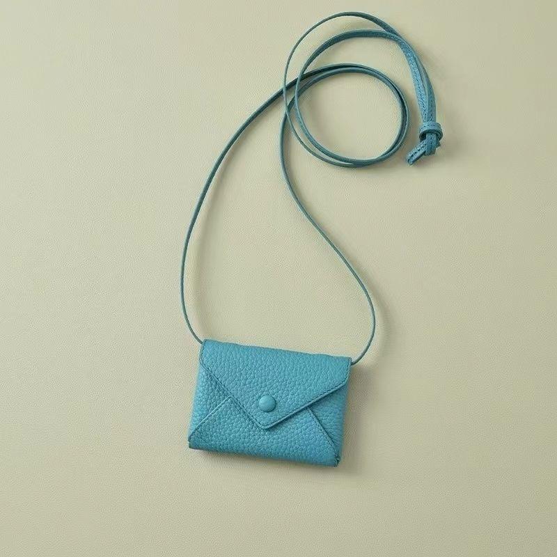 

2024 Fashionable Mini Crossbody Envelope Bag with Card Holder