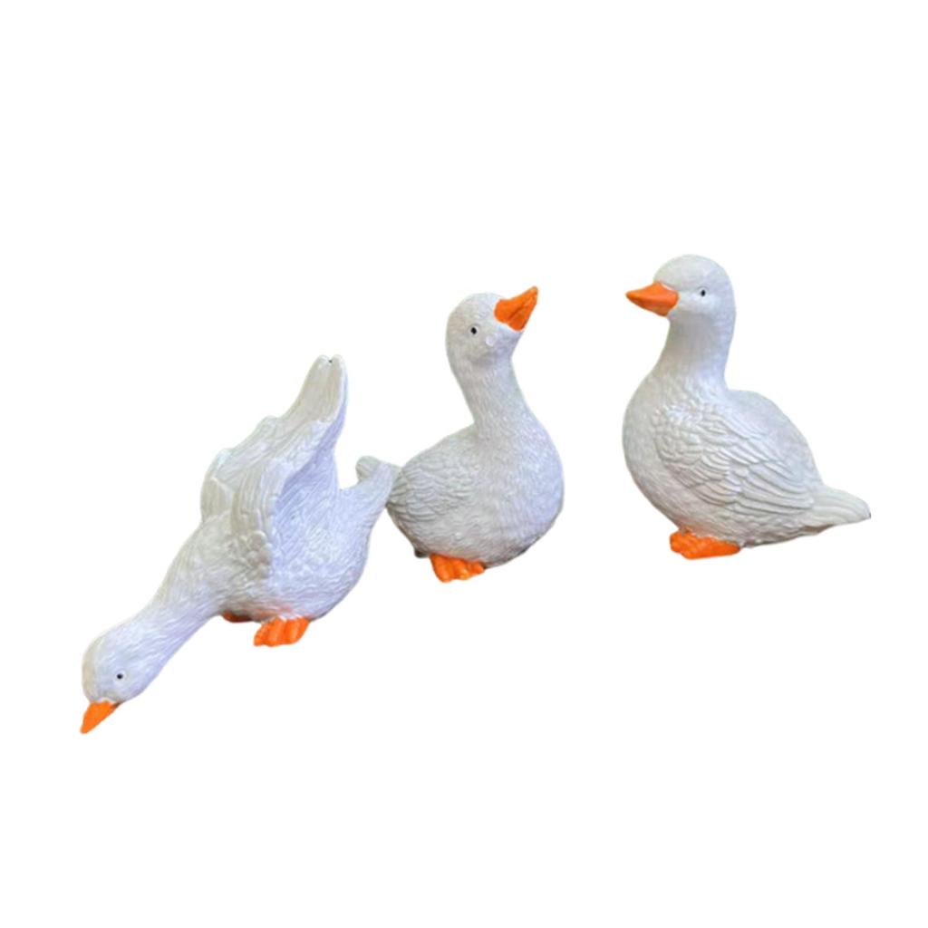 Garden Duck Statues Resin Animal Figurines Lifelike Goose Sculpture Yard Decorative for Outdoor Garden Decoration