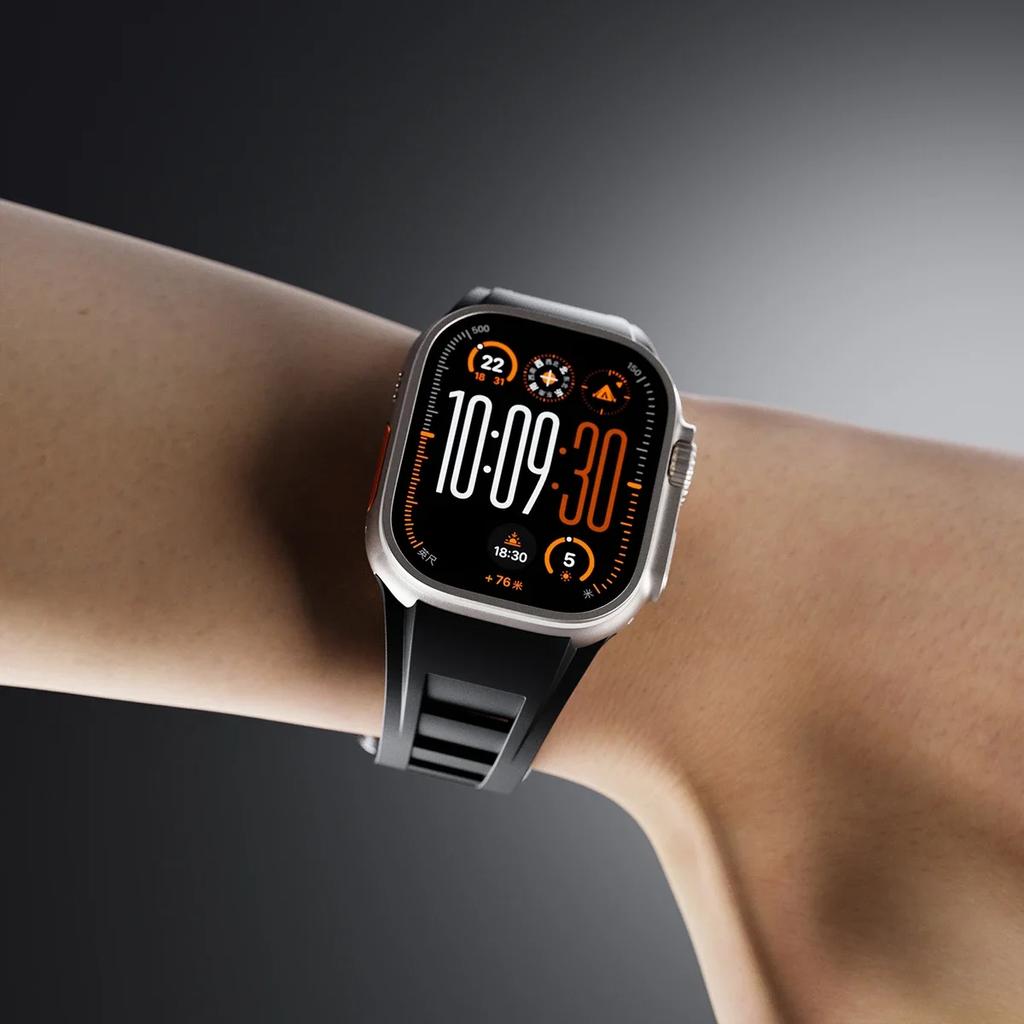 Classic Soft Silicone Strap for Apple Watch Ultra 2 49mm 45mm 44mm 42mm Sports Silicone Bracelet for IWatch Series 9 8 7 6 5 4 SE Correa