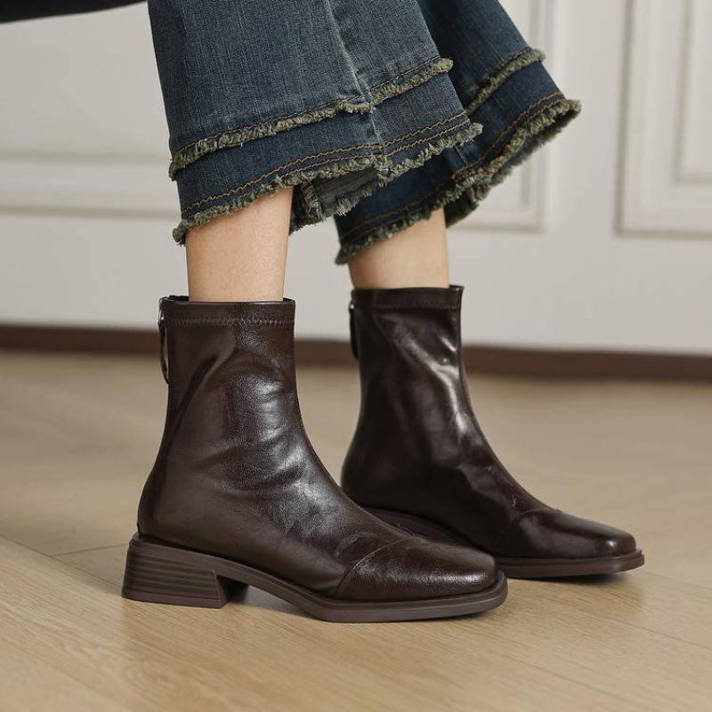 New Women's Leather Boots Solid Color Low Heel Versatile Square and Large Size Women's Boots Rear Zipper Rubber Sole Autumn and Winter Boots