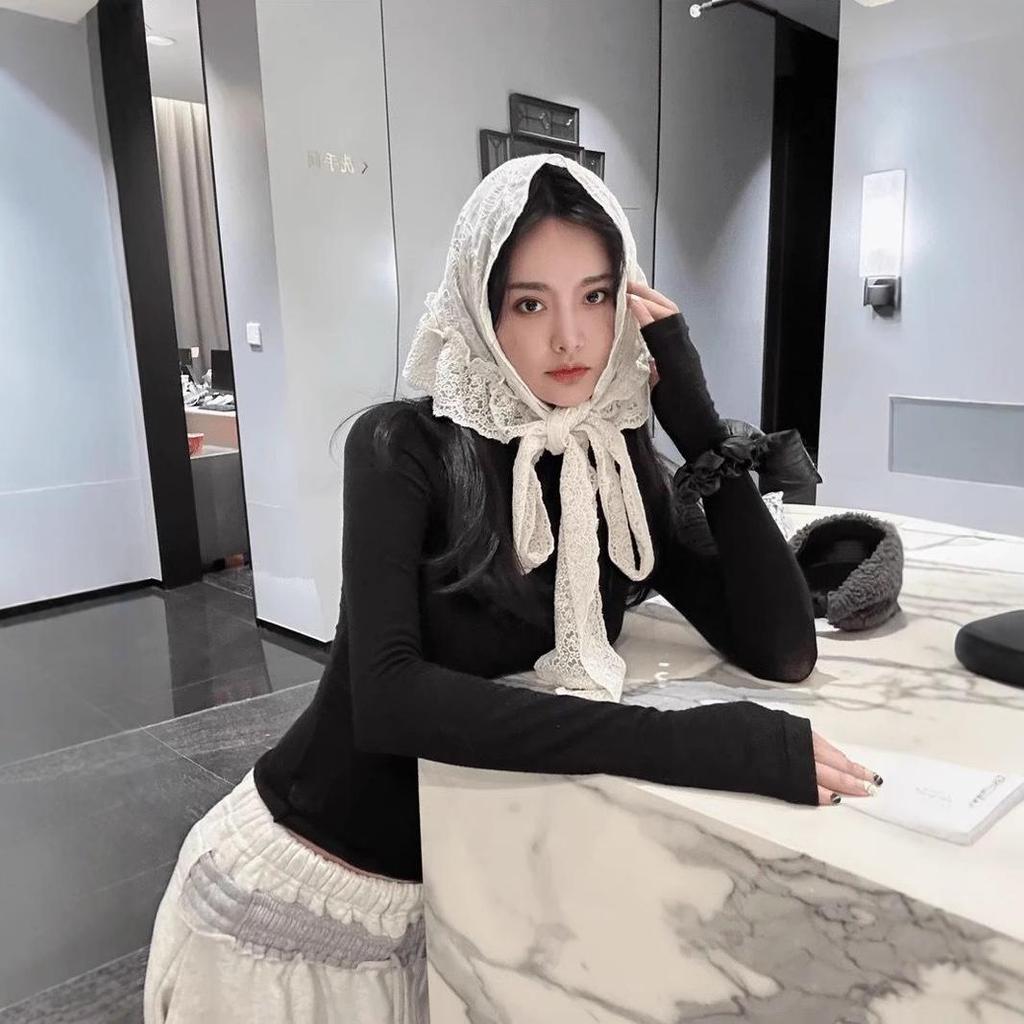 Spring Boudoir Style Korean Lace Trim Triangle Scarf Midi Skirt with Butt Flap