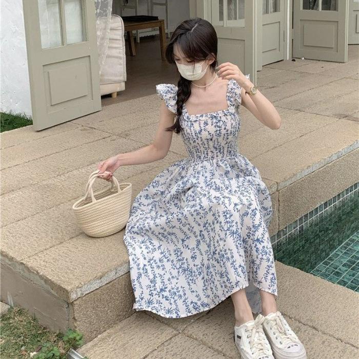 New fashionable summer women s ins small fresh waist and thin blue floral small flying sleeve suspender dress S