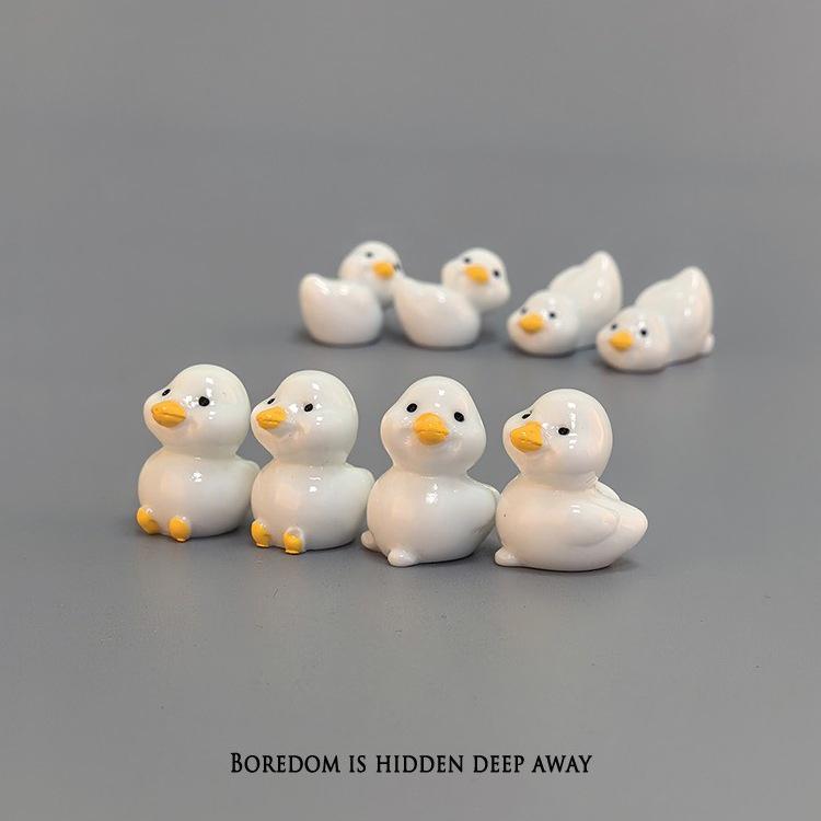 Surprise Her with Little White Duck Mini Figurines - Adorable Desktop Decorations for a Creative Birthday Gift