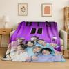 Kpop BBTS Fashion Group Stern Flanelldecke Weiche Warme Überwurfdecke für Schlafzimmer Wohnzimmer Bett Reise Camping Picknick Geschenk