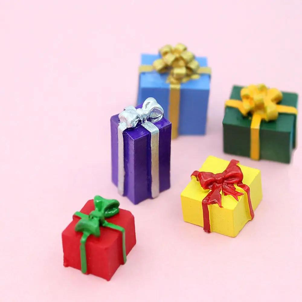 10PCS Ornaments Simulation Decoration Accessories Miniature Christmas Gift Box Resin Jewelry 1/12 Scale
