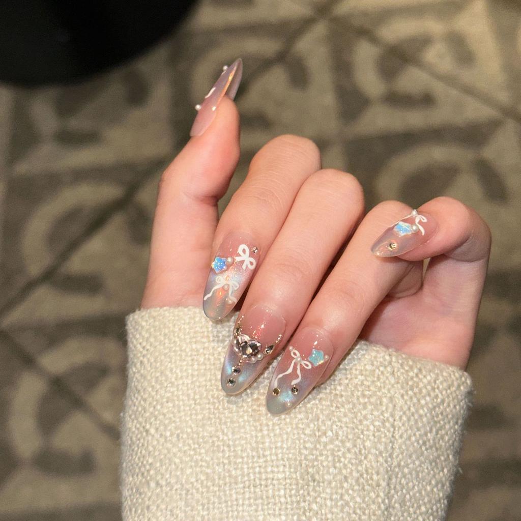 Handgewebte Rüstung High-End Französisch Rosa Liebesdiamant Schleife Maniküre