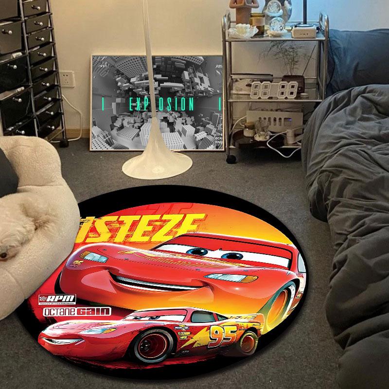 Lightning McQueen Cars Racing on Rust-eze RPM Livery Round Rug, Red Racing Cartoon Style Design, Piston Cup, Soft Non-Slip Washable Area Mat