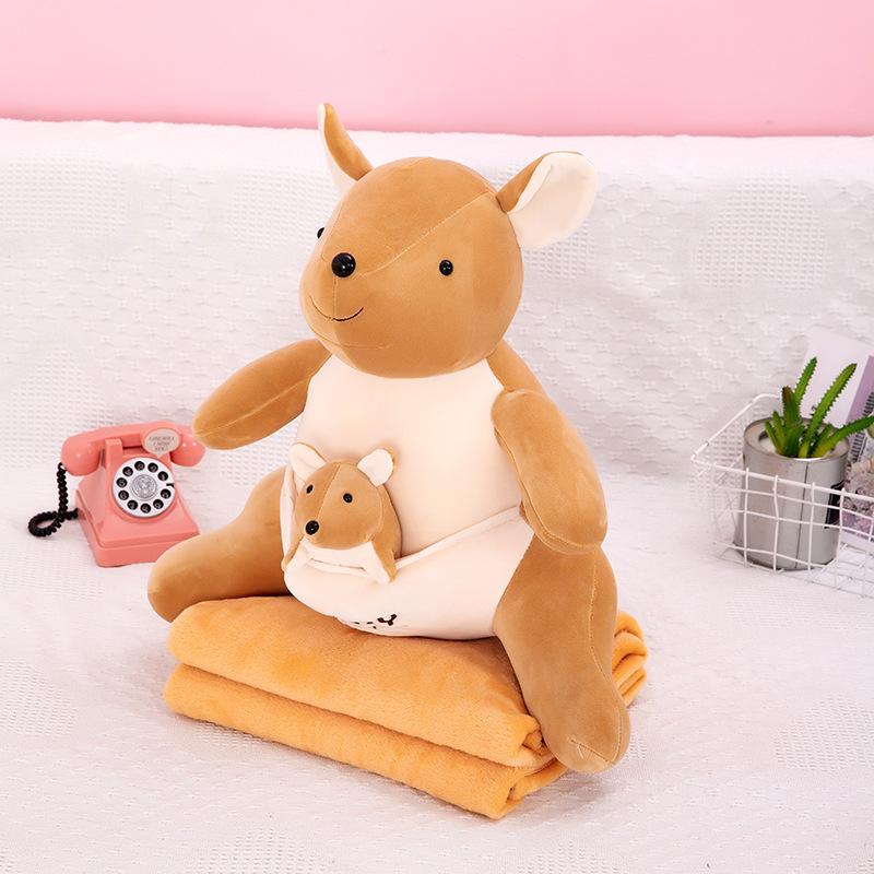 

Мультяшная плюшевая игрушка Кенгуру и летнее одеяло: Одеяло-кукла 2-в-1 для мамы и ребенка 45cm (0.8kg) жёлтый