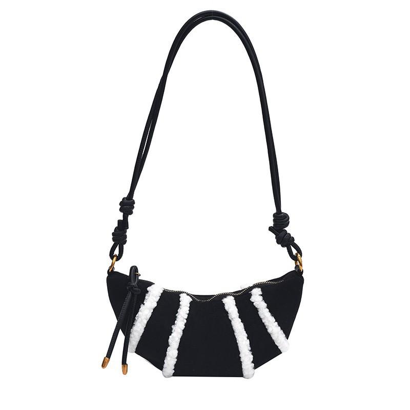 

Niche Design Bag Female Plush Splicing Cross-section Dumpling French High-end Crescent чорний