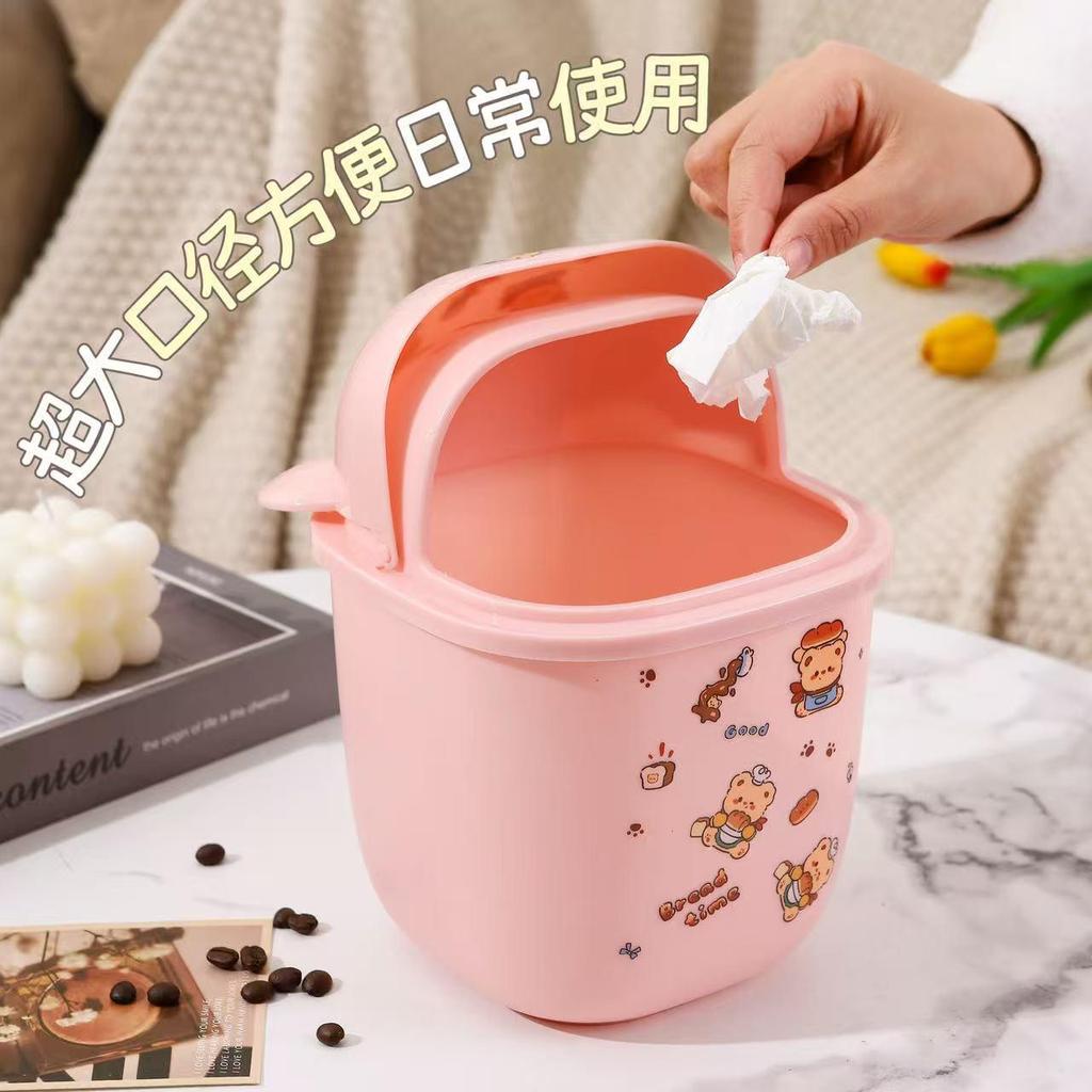 Cute Bear-Shaped Desktop Trash Bin for Office or Home Use