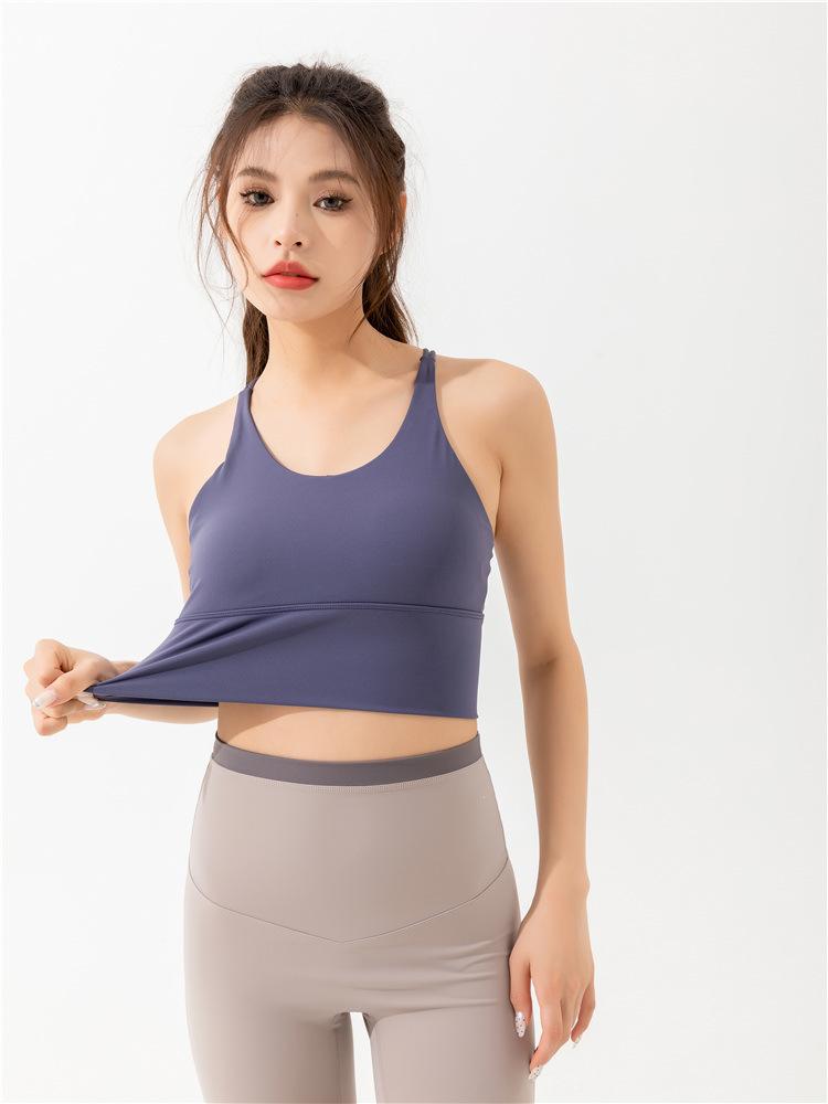 Женский бюстгальтер для йоги с полной чашкой без косточек — фото 17