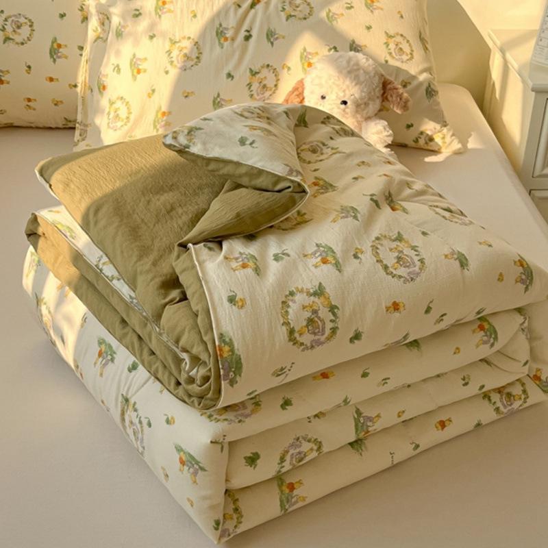 Ultra-Soft Summer Quilt for Mother and Baby - Light, Breathable Cotton for Comfort