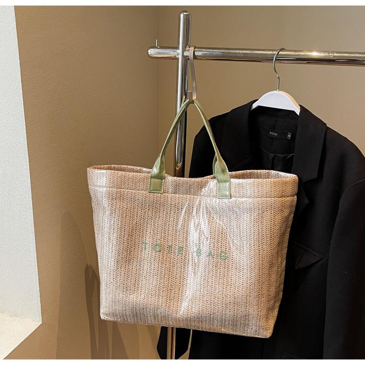New soft durable vintage handheld large capacity premium texture soft durable outdoor handmade woven shoulder crossbody bag