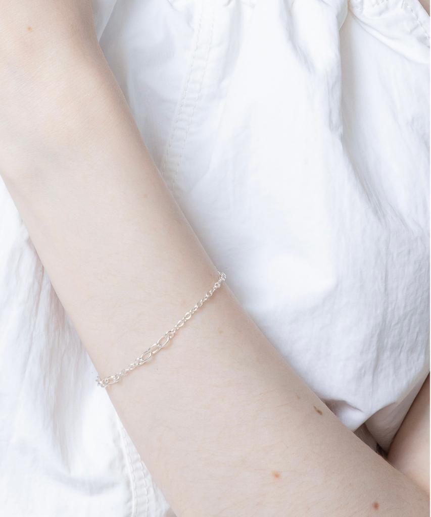Lilykori Silver Semi Chunk Bracelet