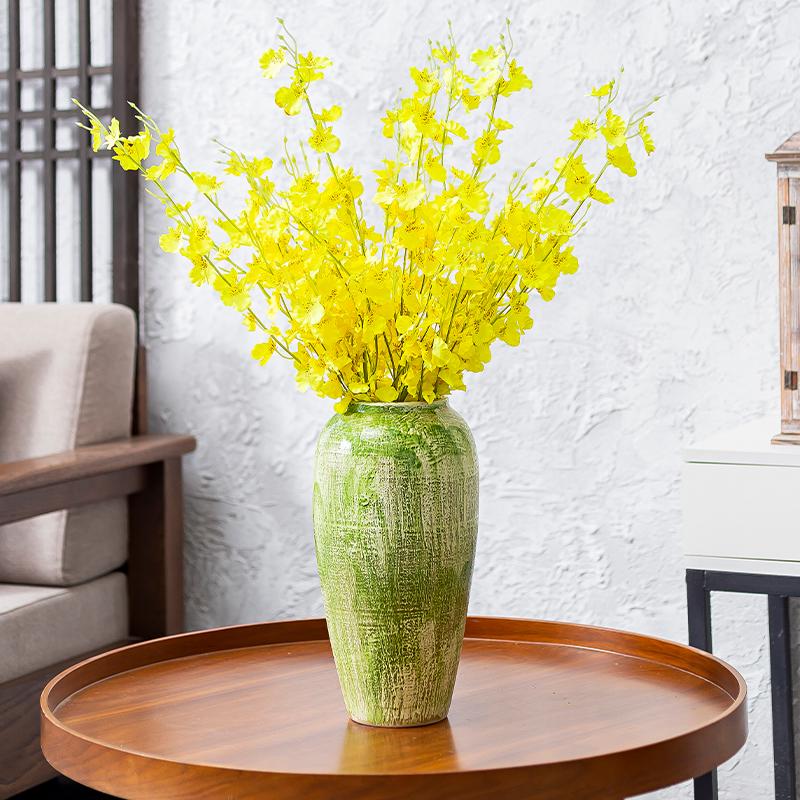 Nordic Ceramic Luxury Vase for Living Room - Minimalist Flower Arrangement Decor