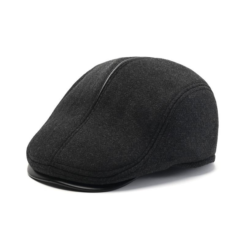Autumn and Winter New Men's Peaked Cap, Dad and Grandpa Outdoor Travel Thickened Warm Ear Protector Forward Hat