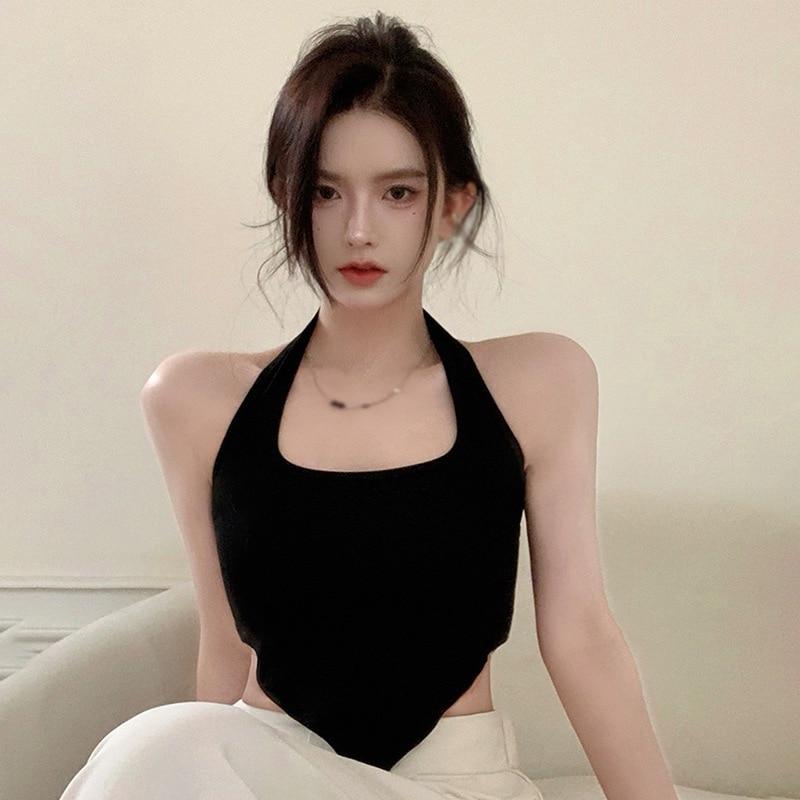 Letní dámské tílko s nepravidelným střihem a zavazováním za krk, pletené tílko, sexy crop top