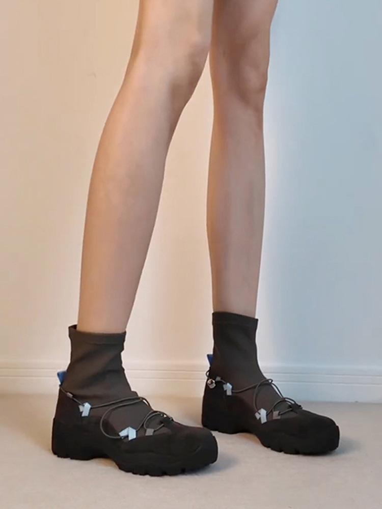 

Huge good-looking 2025 new leather thick-soled sports short boots, small height-increasing thin boots, elastic Martin boots 40