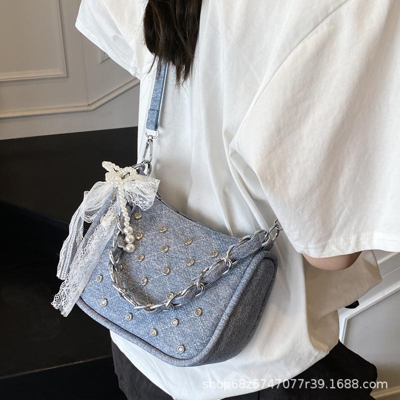 Spring and summer new bag 2025 portable chain bag sweet and cute underarm bag fashion shoulder messenger commuter bag women