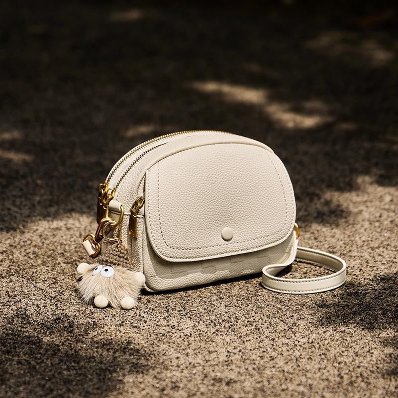 

Mrs. Qiao Bag for Women 2025 New Autumn Winter Versatile Ladies Small Round Bag High-end Crossbody Small Bag Genuine Leather Women s Bag Long18CM、Wide9CM、High бежевый