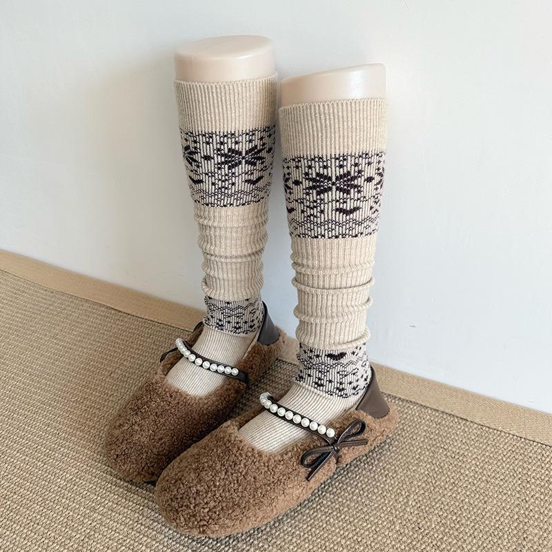 Women's Wool Mid-Calf Socks: Thickened Autumn/Winter Brown Slouch & Gray Stirrup Warmers