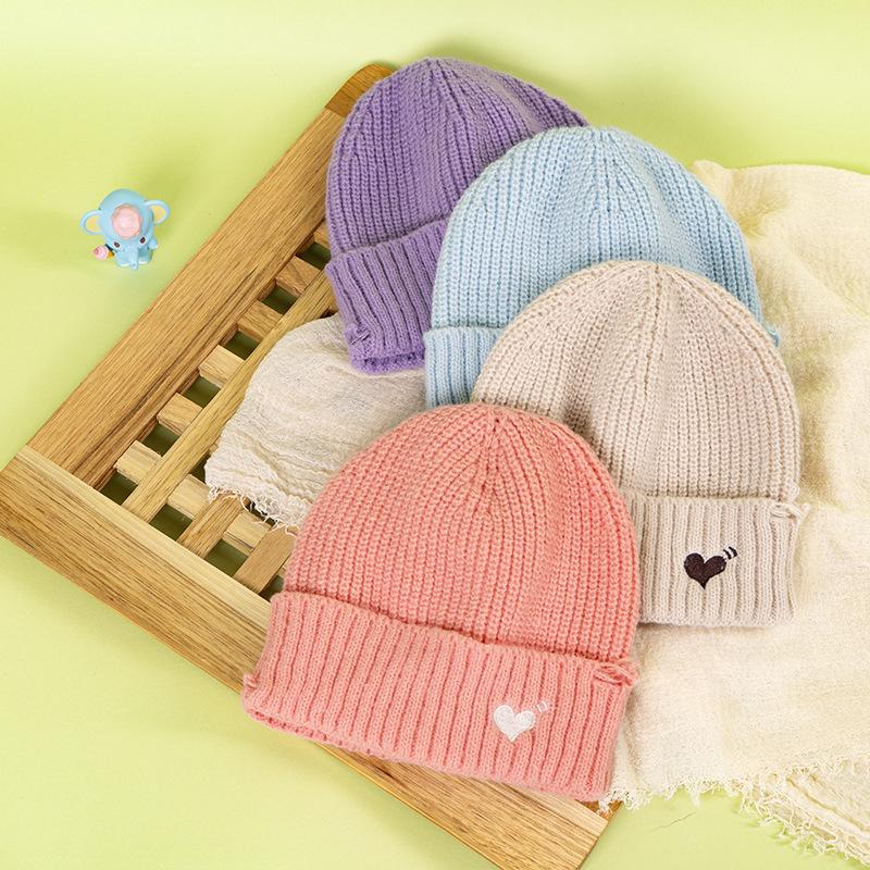 Autumn and Winter New Love Hole Knitted Hat Women's Big Head Circumference Winter Wool Hat Versatile Warm Cold Hat Men