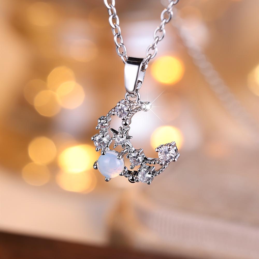 Dream Star Moon Pendant Necklace for Women Exquisite Fashion Collar Chain Wedding Party Jewelry Gift