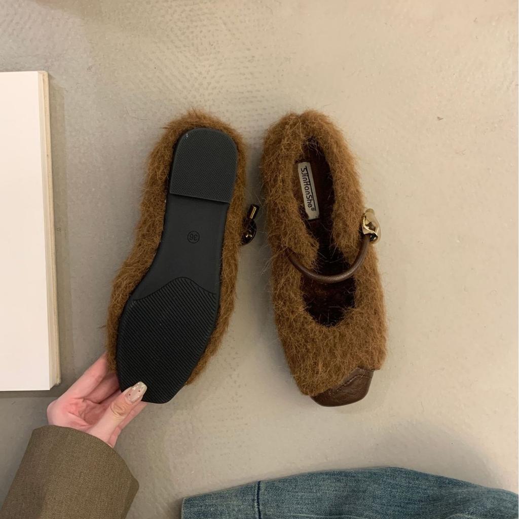 2025 autumn and winter new round head one-word buckle Mao Mao thick-soled foot cover velvet warm women's cotton shoes