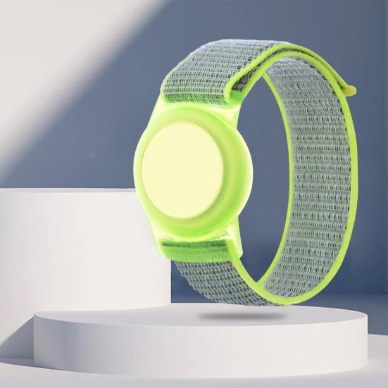 Kids Wristband Breathable Wear Resistant Adjustable Nylon Watch Band GPS Tracker Holder Protective Case for AirTag