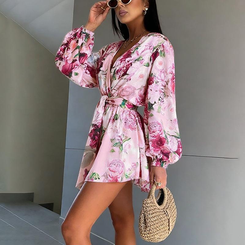 Spring new, European and American women's clothing, fashionable and elegant vacation v-neck printed lace-up dress
