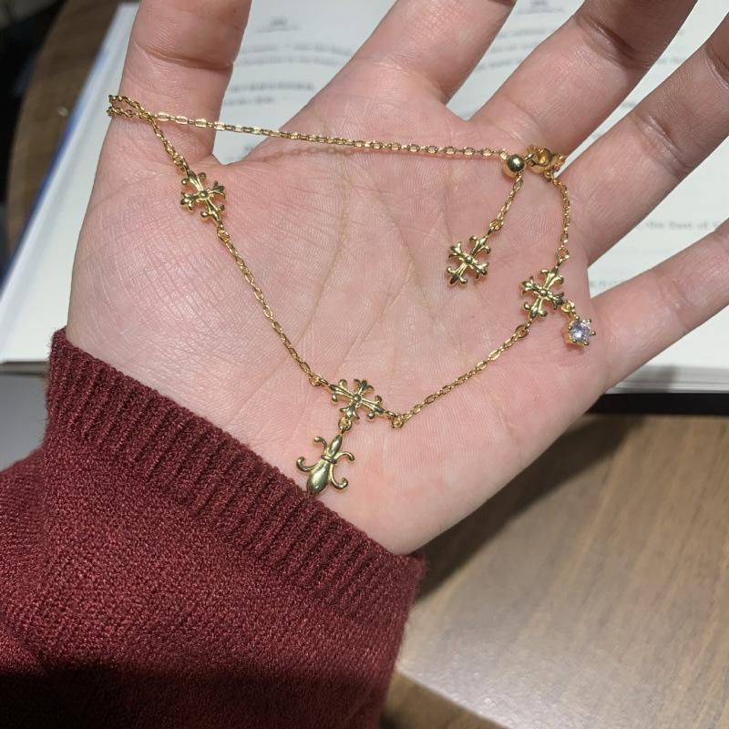 Medieval Style Golden Cross Iris Necklace Female Versatile Temperament Collarbone Chain Light Luxury High-End Jewelry