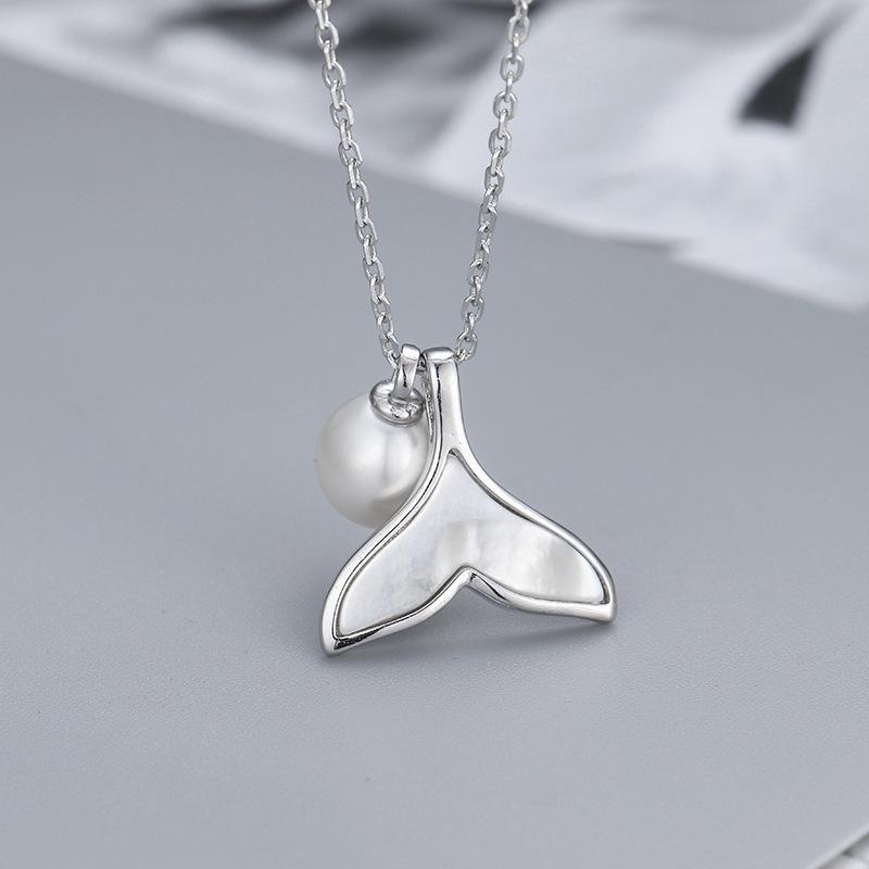 S925 Sterling Silver White Mother of Pearl Fish Tail Necklace for Women – Fashionable Clavicle Chain. 925 Silver