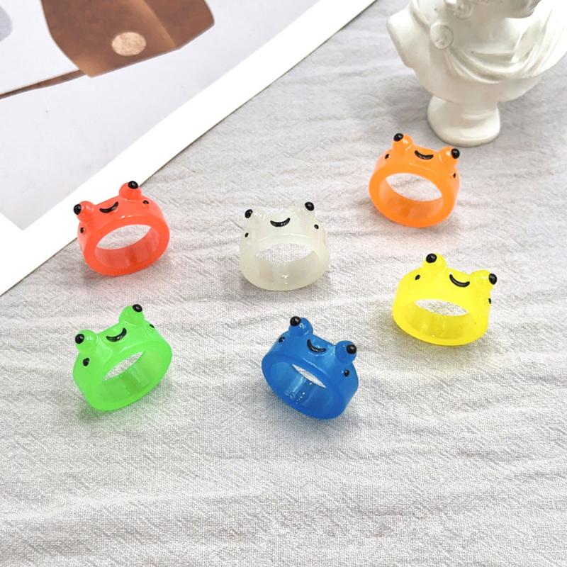 Glow Frog Resin Ring Colorful Acrylic Frog Rings Personality Animal Cartoon Cute Finger Ring Animal Jewelry Girlfriends Gifts
