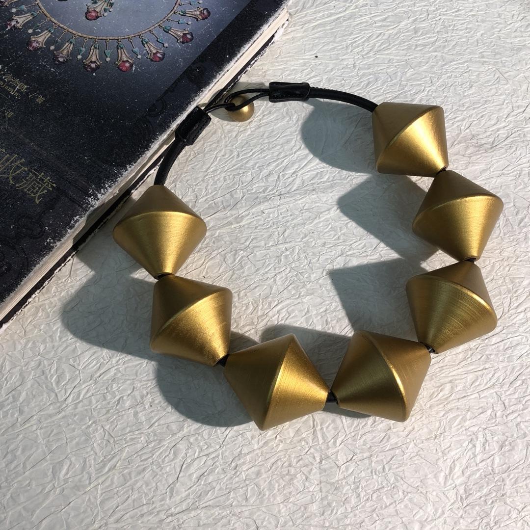 Monise Ebony Light Luxury Heavy Industry Premium Versatile Medieval Style Literary Fashion Exquisite Necklace Necklace золотой