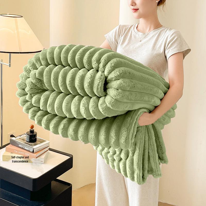 Thickened Flannel Blanket for Mother & Baby – Cozy Nap and Sofa Cover