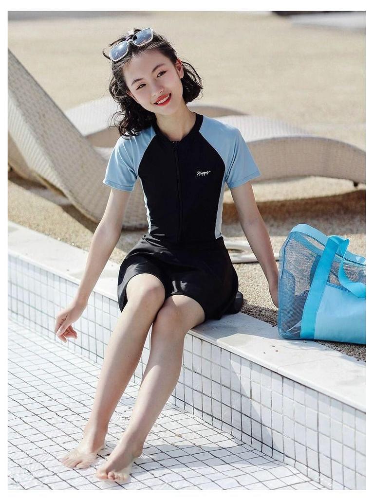 Sporty One-Piece Swimsuit and Shorts Set for Junior Girls - Stylish and Conservative