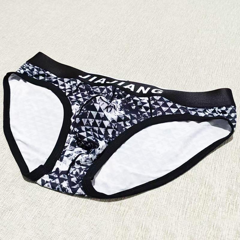 Men's Ice Silk Plaid Print Triangle Briefs - Silky, Close-fitting, and Comfortable Design