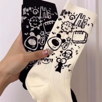 Trendy Mid-Calf Black & White Graffiti Skateboard Socks with Hot-Stamped Cartoon Style Letters