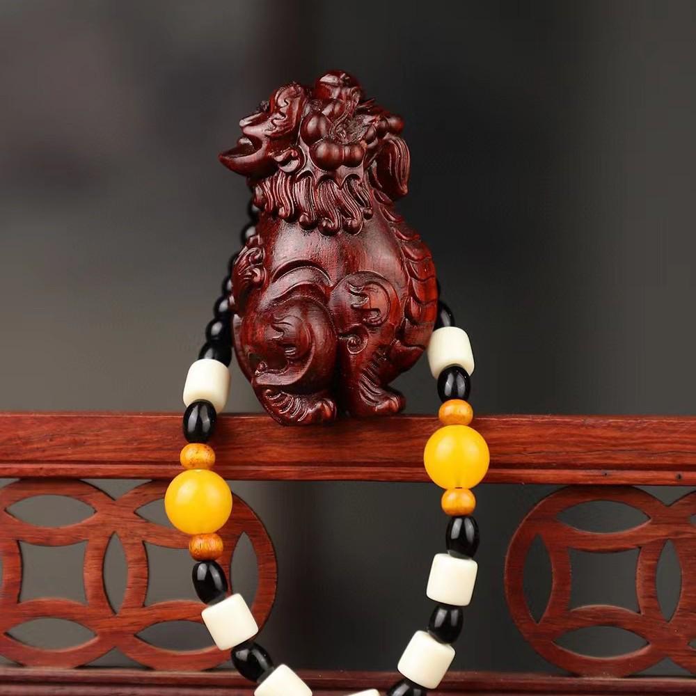 Sandalwood Pixiu Handheld Carved Pendant Ornament - Douyin Craft Gift