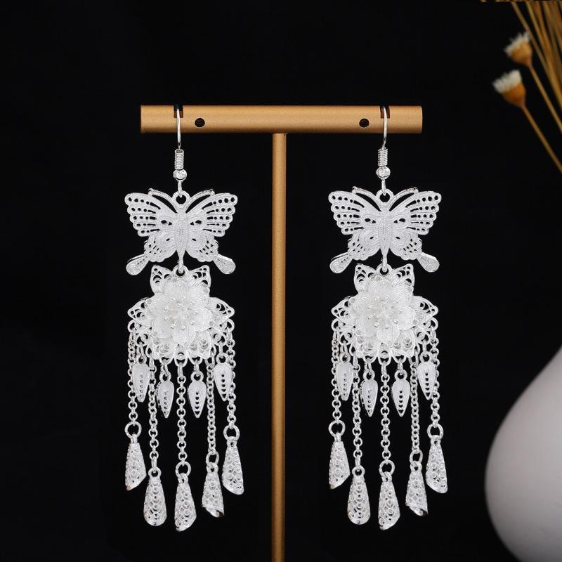 New Miao Long Tassel Minority Earrings, Light Luxury Miao Silver Exaggerated Fashion Temperament Earrings