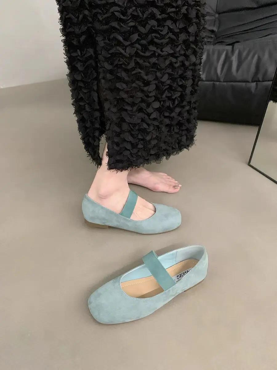 

Женские туфли на плоской подошве на открытом воздухе, повседневные туфли Мэри Джейн красного цвета, новые модные туфли на плоской подошве с короткими застежками, элегантные женские балетки, мягкие туфли 40