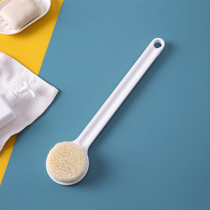 

Long-Handled Exfoliating Bath Brush