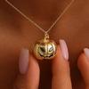 Gotisch Inlay Zirkon Goldfarbe Edelstahl Kürbisform Anhänger Halskette für Damen Herren Halloween Lustige Horror Party Zirkon