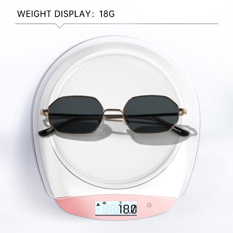 Fashion Polygon Metal Sunglasses Classic Men Driving Tourism Street Photography Sunglasses UV400 Women Octagon Glasses
