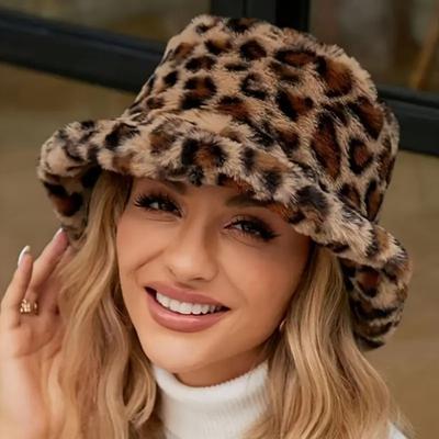 Pokrývky hlavy – Klobouky „bucket hat“