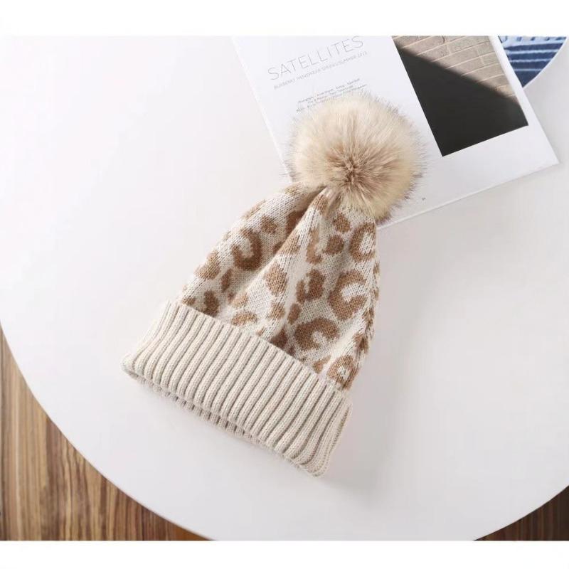 Authorized, autumn and winter versatile leopard print hairball hat fashionable warm crimped knitted hat