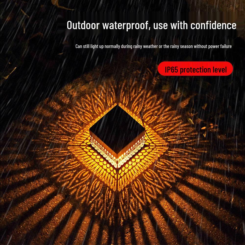 Outdoor Solar Rainproof Wrought Iron Projection Light: Garden Wall & Fence Atmosphere Lamp