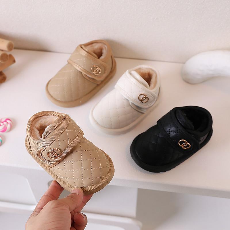 Xiaoxiangfeng baby snow boots winter thick velvet men's and women's children's toddler shoes children's Korean version of milk tea